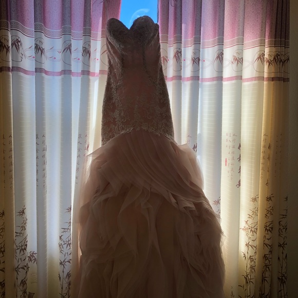 Stunning Stella York wedding gown NWOT - Picture 6 of 10